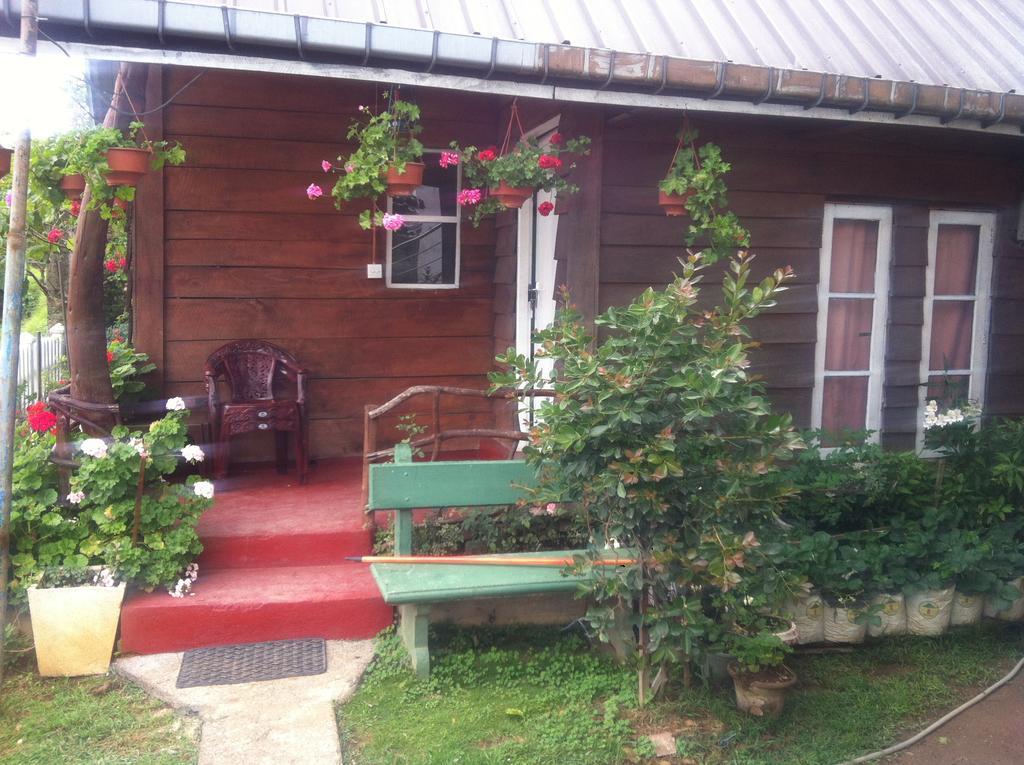 Eranga Guest Hotel Нувара Елия Екстериор снимка