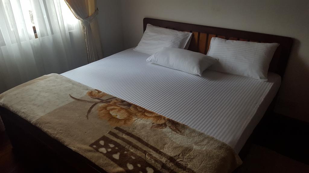 Eranga Guest Hotel Нувара Елия Екстериор снимка