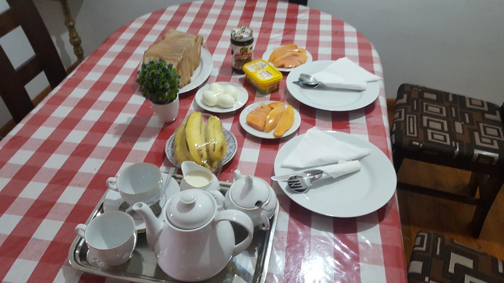 Eranga Guest Hotel Нувара Елия Екстериор снимка