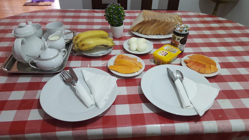 Eranga Guest Hotel Нувара Елия Екстериор снимка